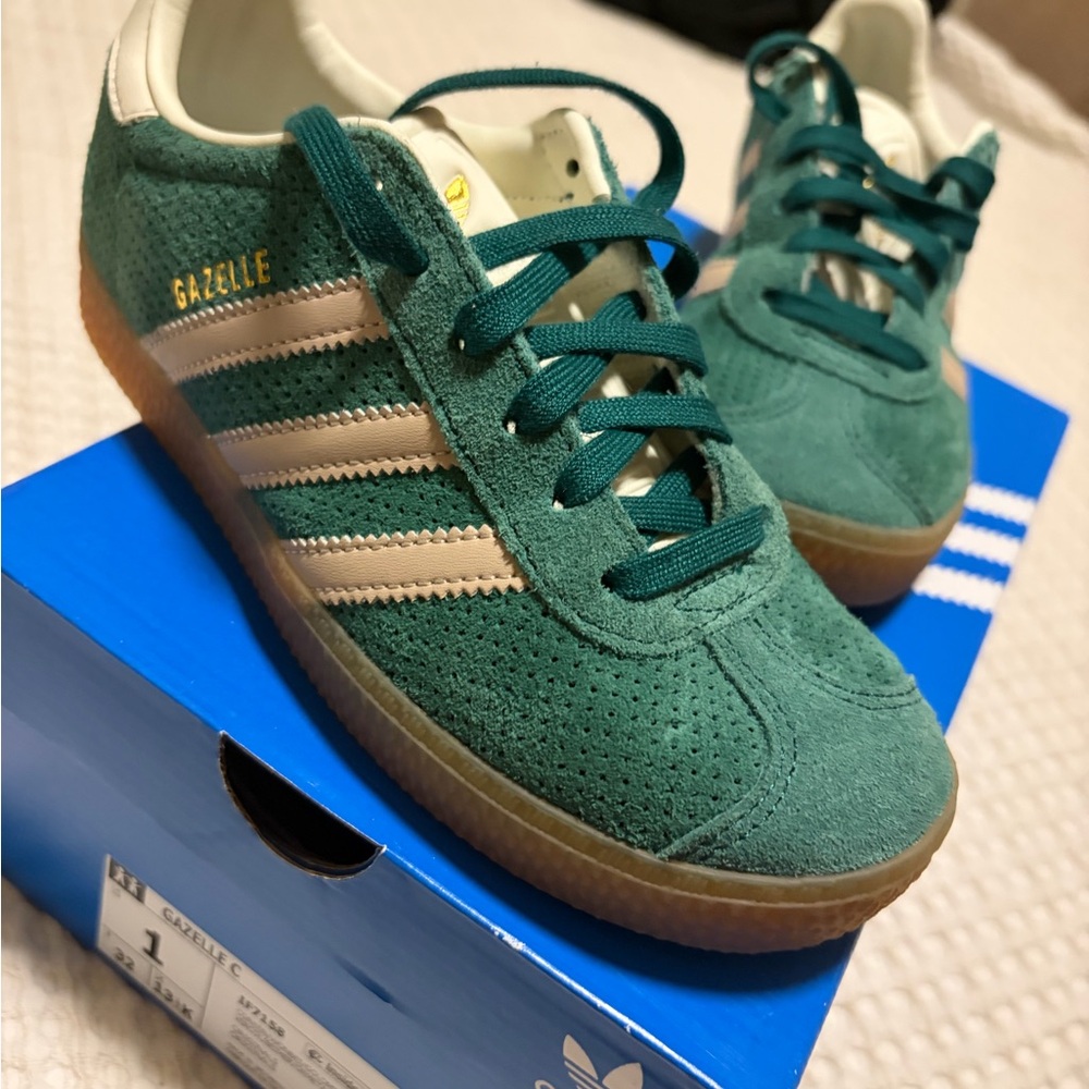 Adidas Kids Gazelle Teal and Cream Sneakers